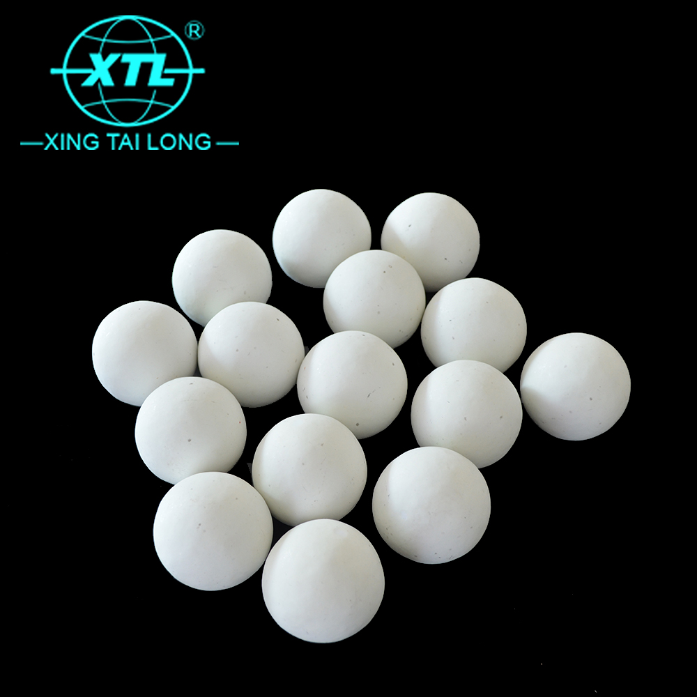 XTL 68 92 Alumina Inert Ceramic Balls For Oil Refinery Catalyst Bed