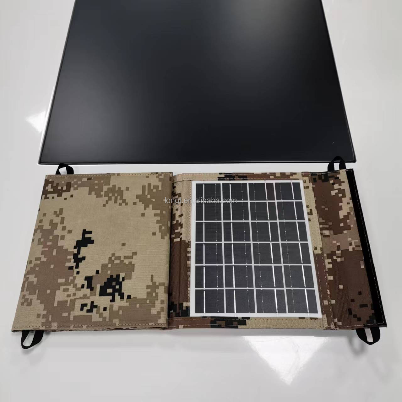 Portable Foldable Solar Panels 20V 100W Mono crystalline Silicon High Efficiency Waterproof Camping Solar Panels