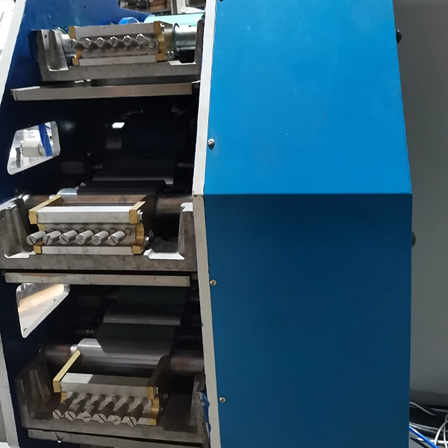 3 colors printing for round oval plastic lid QJG-8 lid Printer Machine