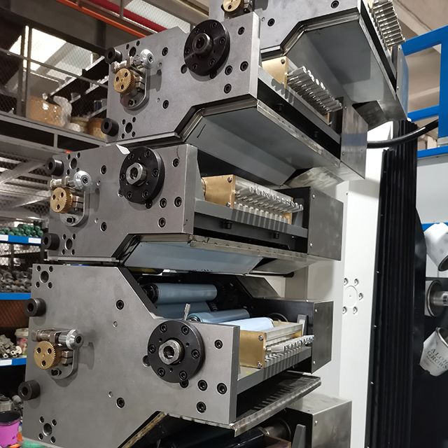 Towin Quality Offset Printing Machine 6color Automatic Plastic Pail Offset Printer