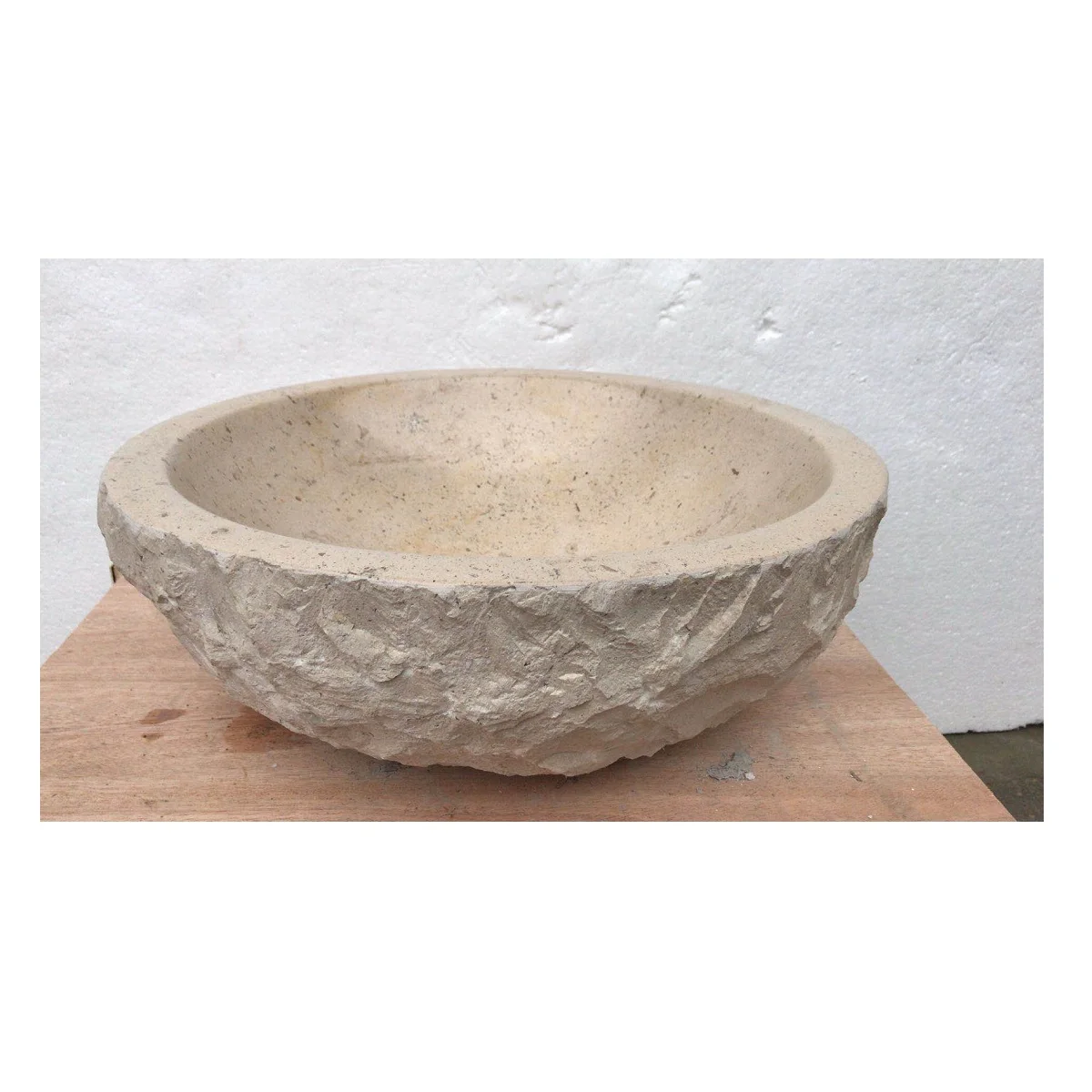 China Manufacturer Wholesale Beige Travertine Bathroom Wash Basin Square Lavabo