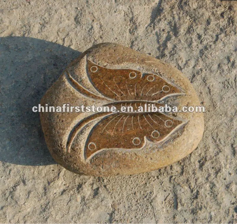 Natural River Pebble Carving Garden Decoration River Stone Butterfly Sculpture