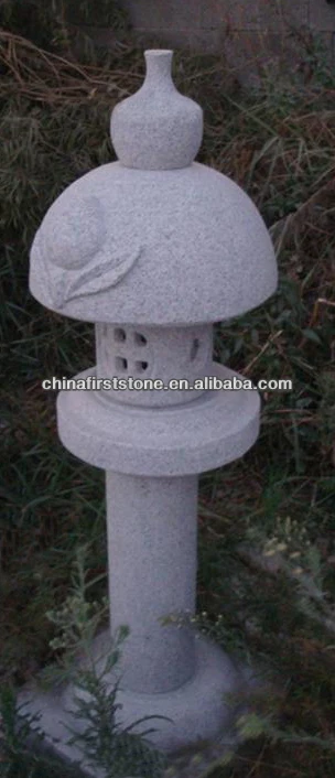 Adornos de farolillos de piedra japoneses para decorar jardines o patios.