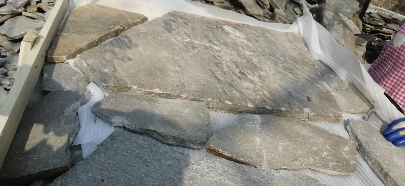 Outdoor Rustic Slate Irregular Paving Tiles
