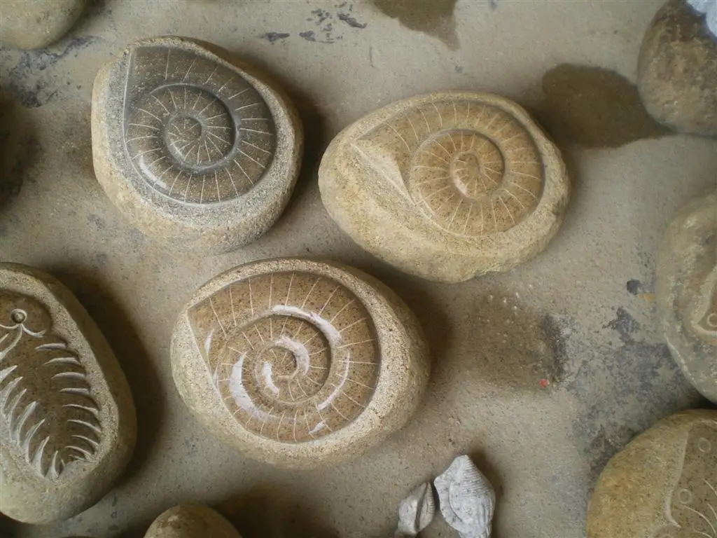 Natural River Pebble Carving Garden Decoration River Stone Butterfly Sculpture
