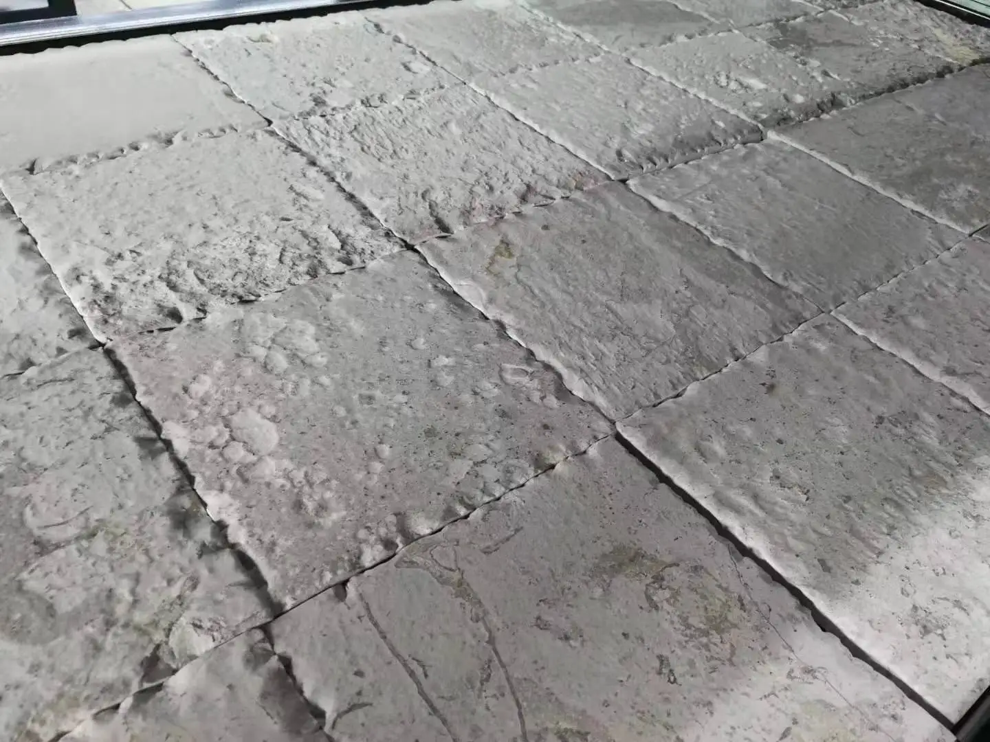 Cloud Grey Travertine French Pattern Tile