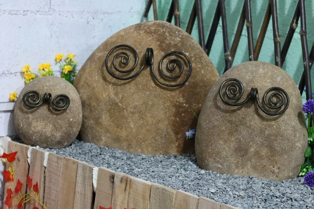 GAB613 River Rock Owl Statues For Sale