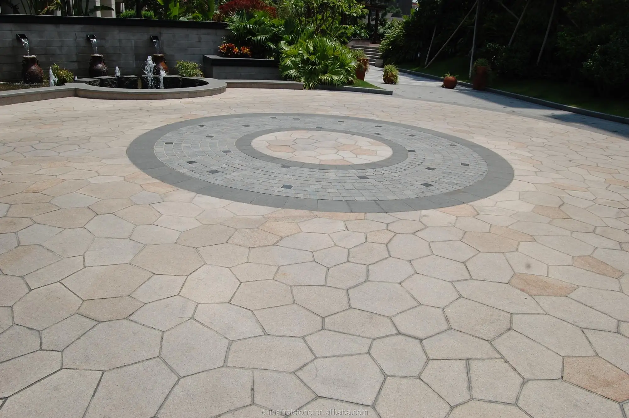 Padang Dark G654 Granite Garden Crazy Random Paving Stone Moulds Tiles