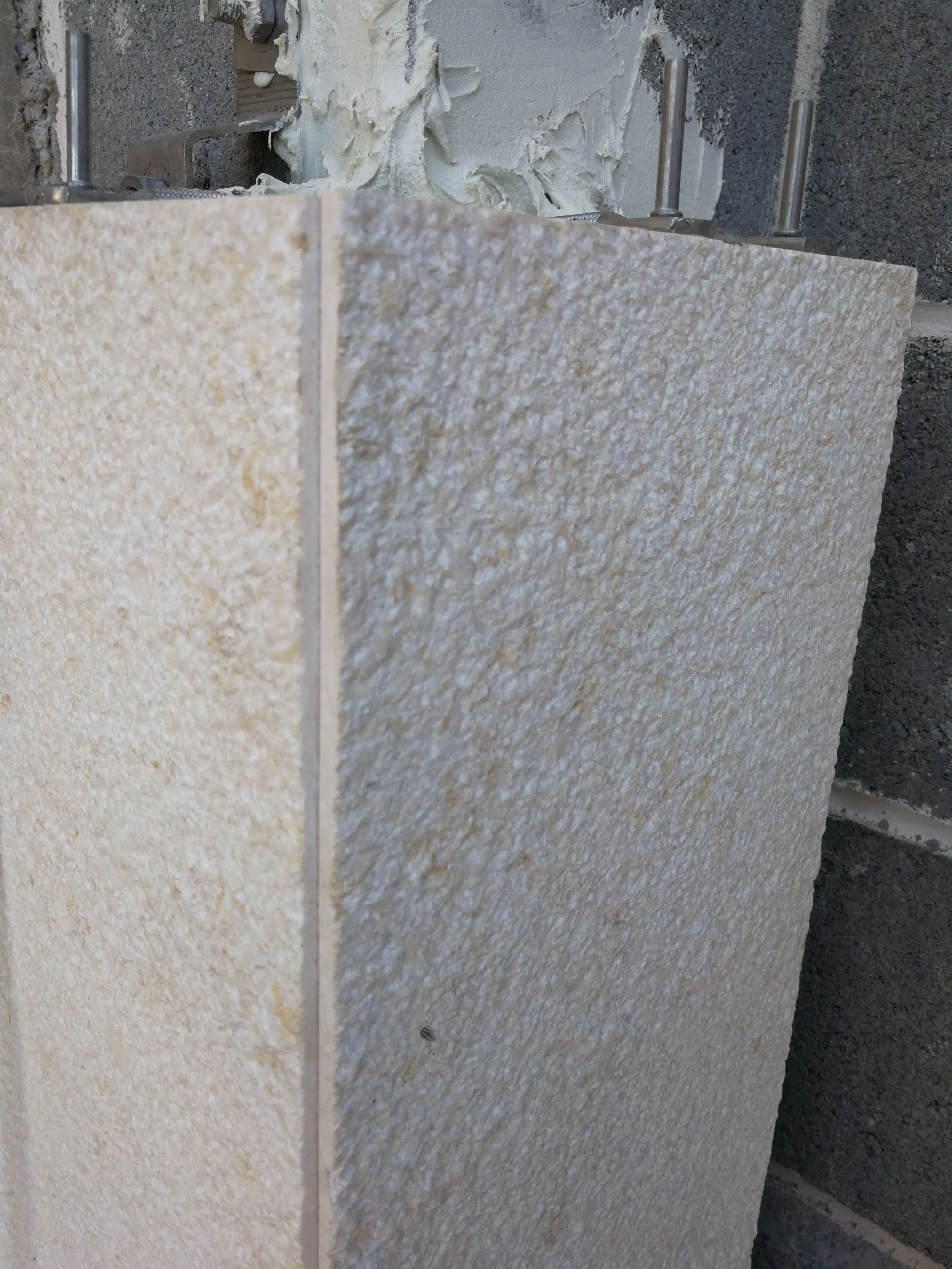 Beautiful Natural Ice Crearm Limestone Wall Tiles Cladding for the House Exterior Wall Panels
