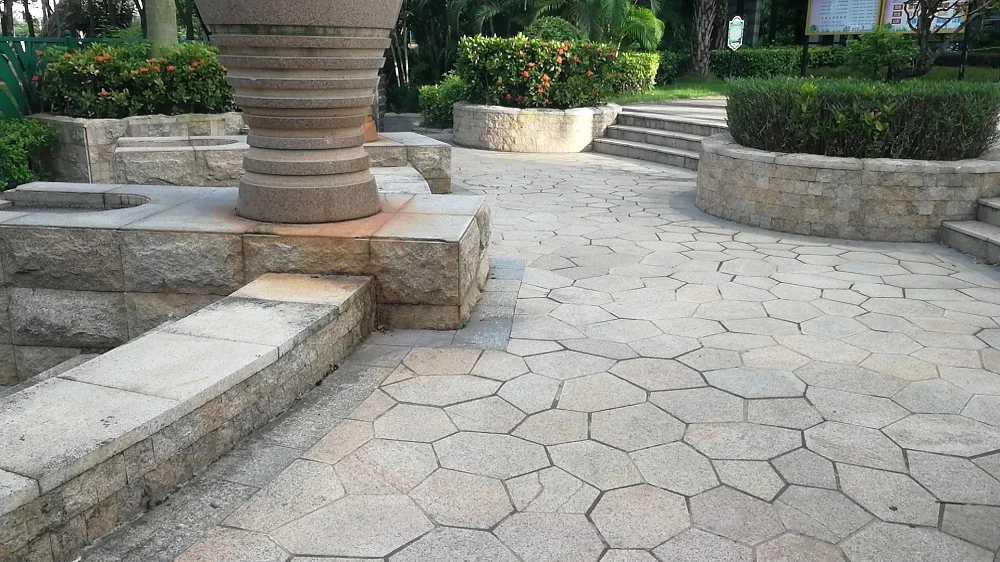Padang Dark G654 Granite Garden Crazy Random Paving Stone Moulds Tiles