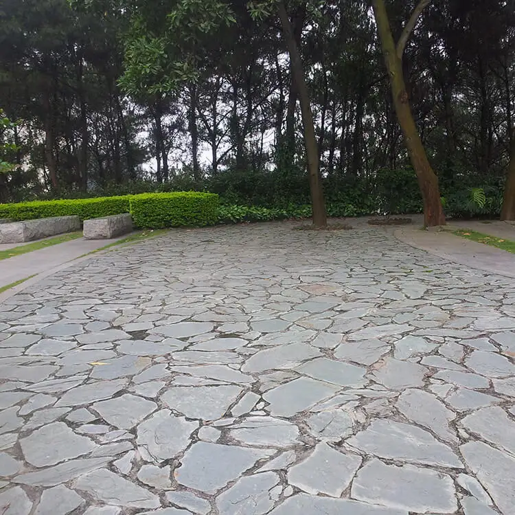 Padang Dark G654 Granite Garden Crazy Random Paving Stone Moulds Tiles