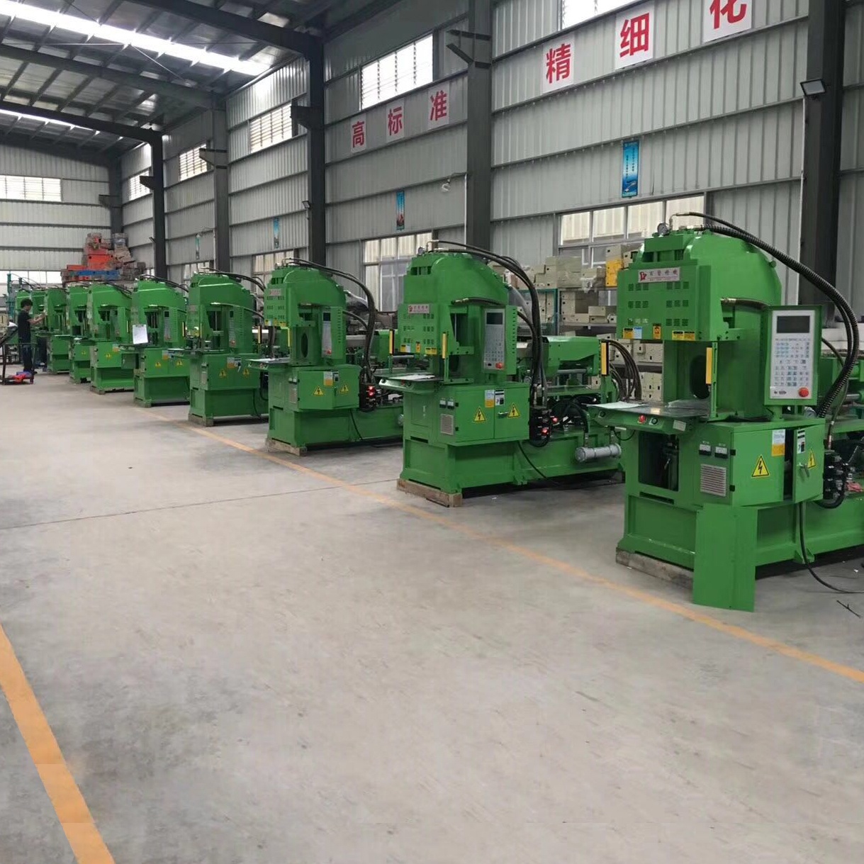 55T Power cord Plug Cord plastic vertical 4-6 cavities, High Productivity Injection Molding Machine,