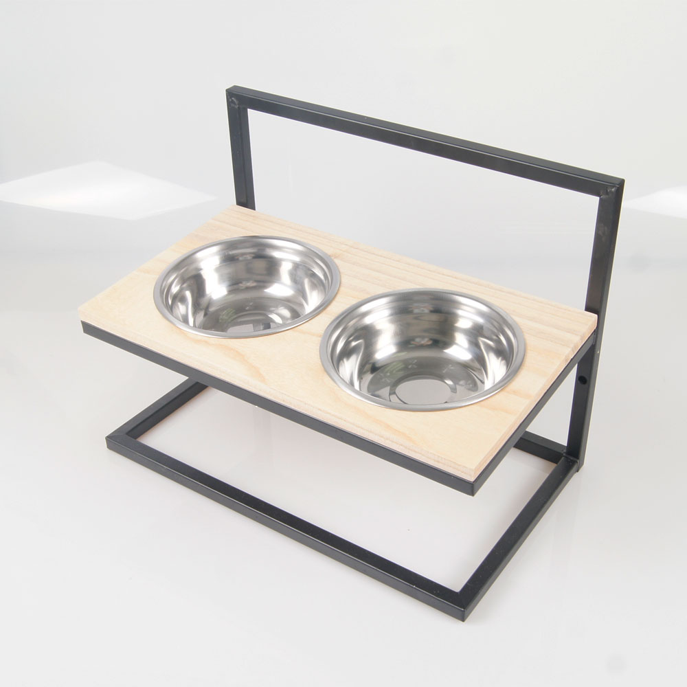 Phota Pet feeding device for cats and dogs