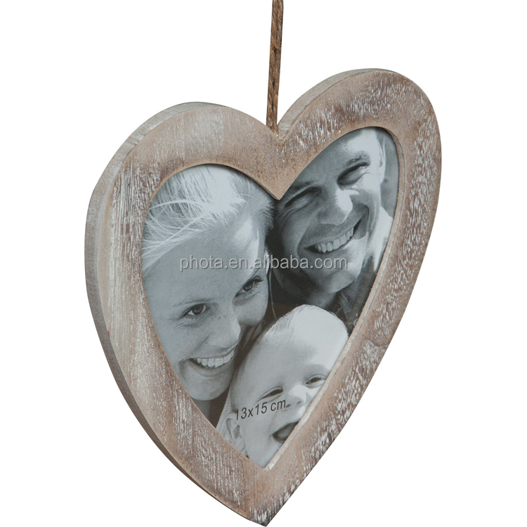 Phota Shabby Antiqued Finish Hanging Heart-Shaped Photo Frame W20xDP1xH19,5 cm Sized Photo Holder