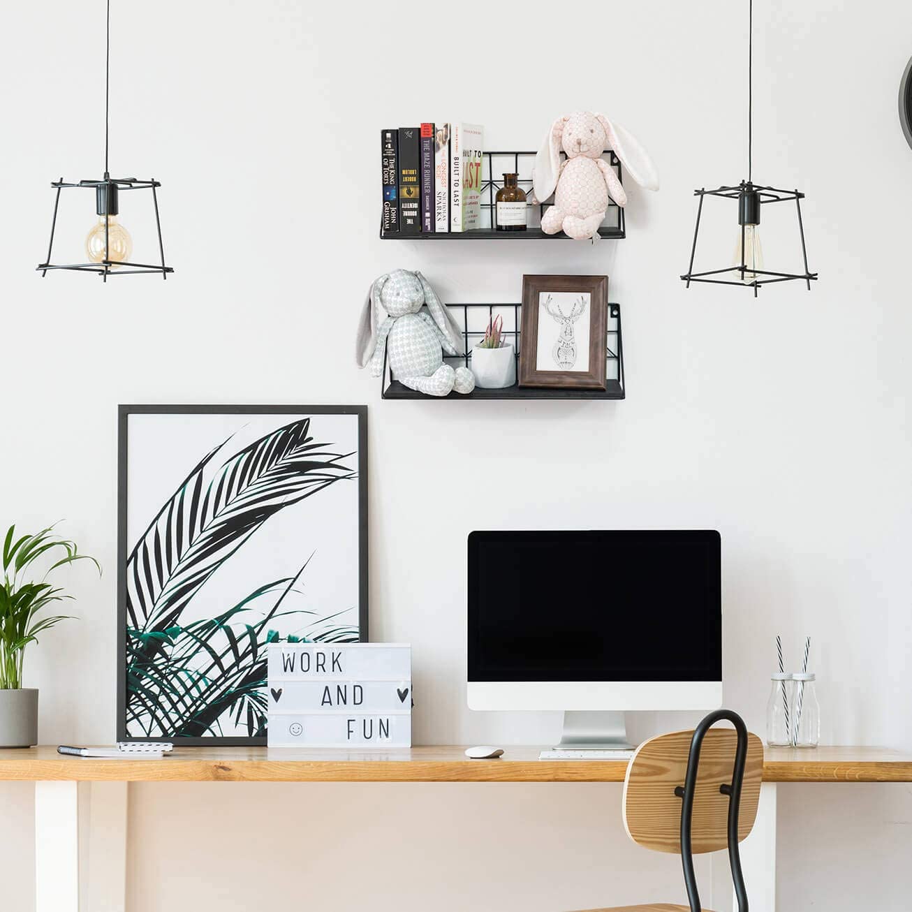 Phota Floating shelf wall hanging