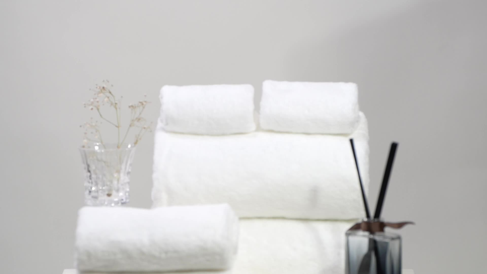 Luxury discount hotel towels