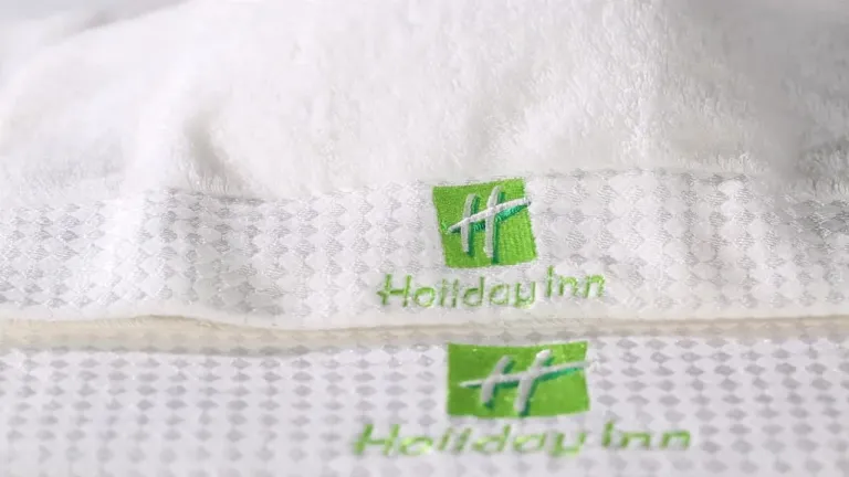 Toallas para hoteles fabricadas en algodon 100% personalizables