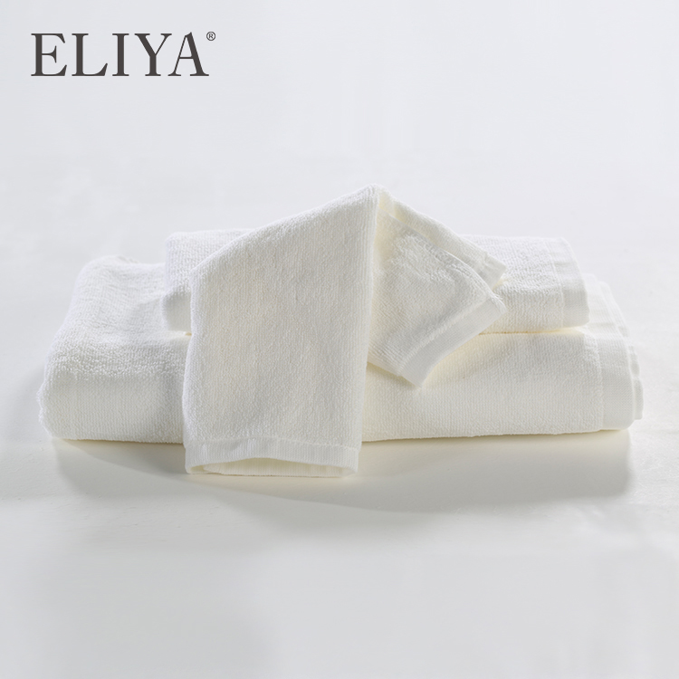 5 star hotel online towels