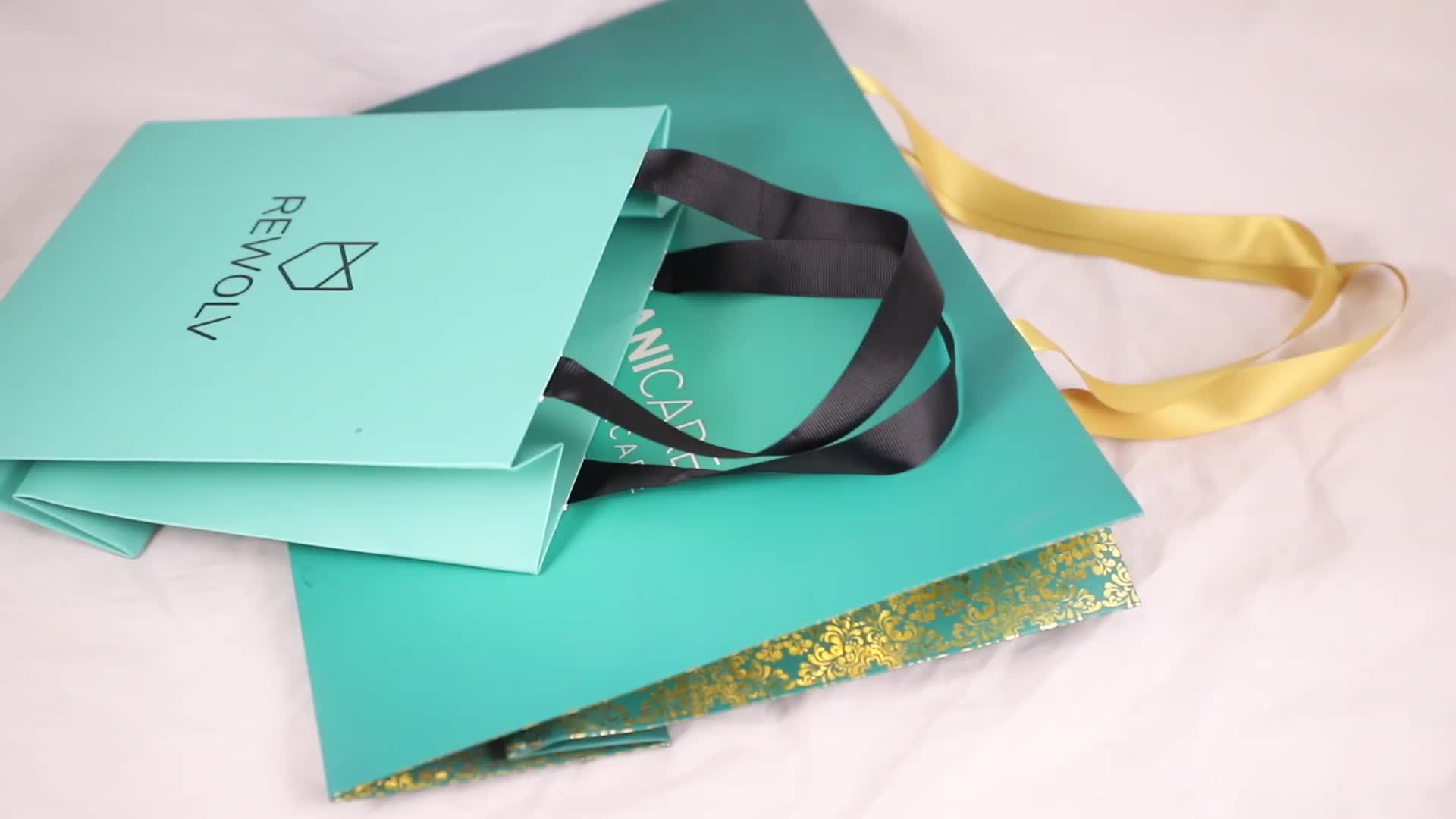 Custom recycled paper bags wholesale supplier Caicheng Printing