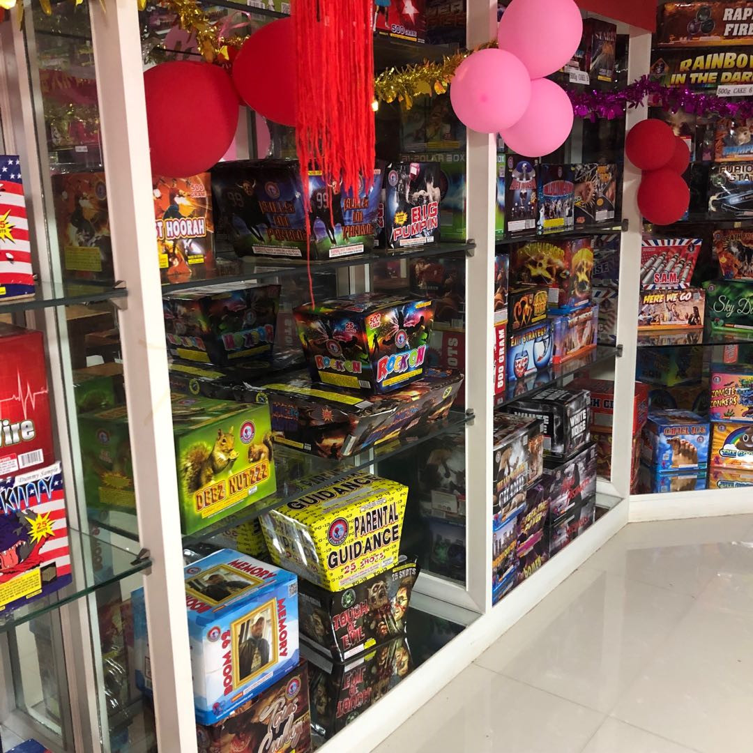 Liuyang High Quality 25 Shots 500 Cakes Fireworks No-Go Zones For Sales