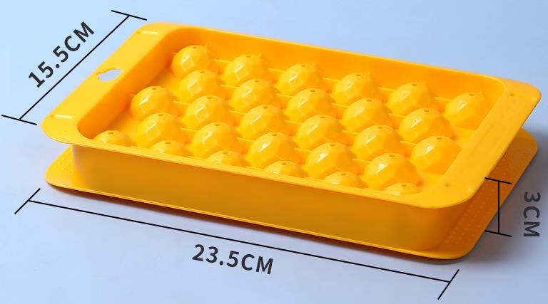 Home Restaurant Easy Release Round Ice Sphere Maker Plastic Stackable Ice Cube Mold Silicone Ice Cube Tray With Lid for Whiskey