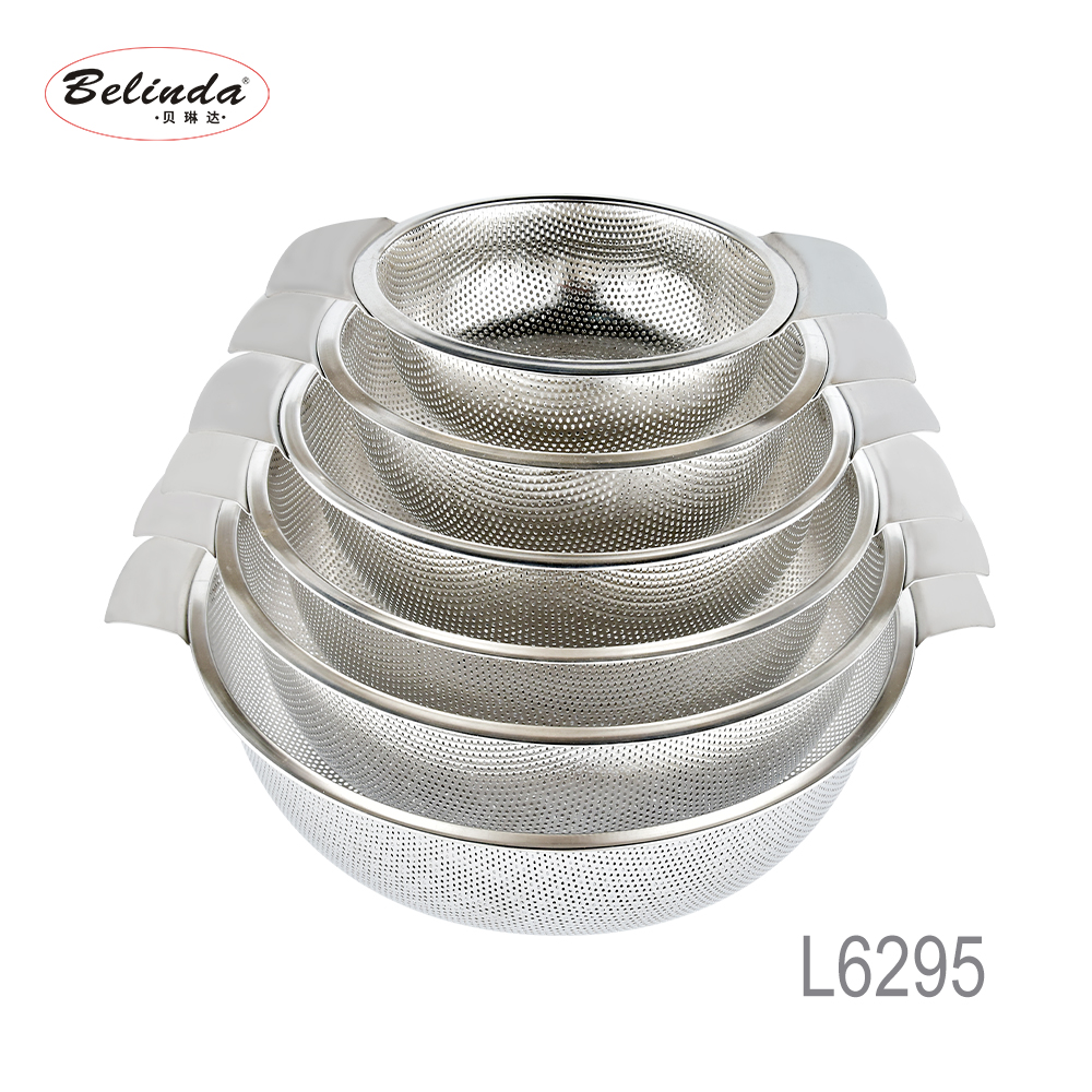 Kitchen Accessories Stainless Steel Colander / Vegetable Fruit Baskets / Food Strainers with Big Handles