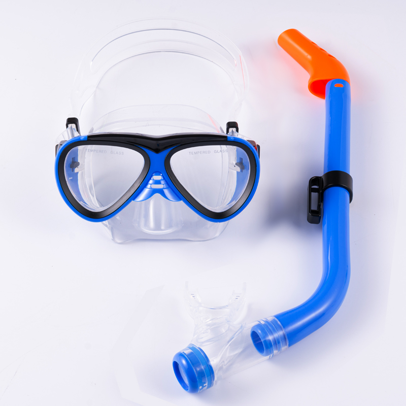 snorkel mask