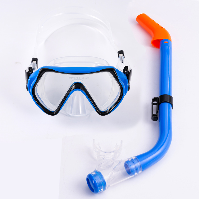 DIVING MASK