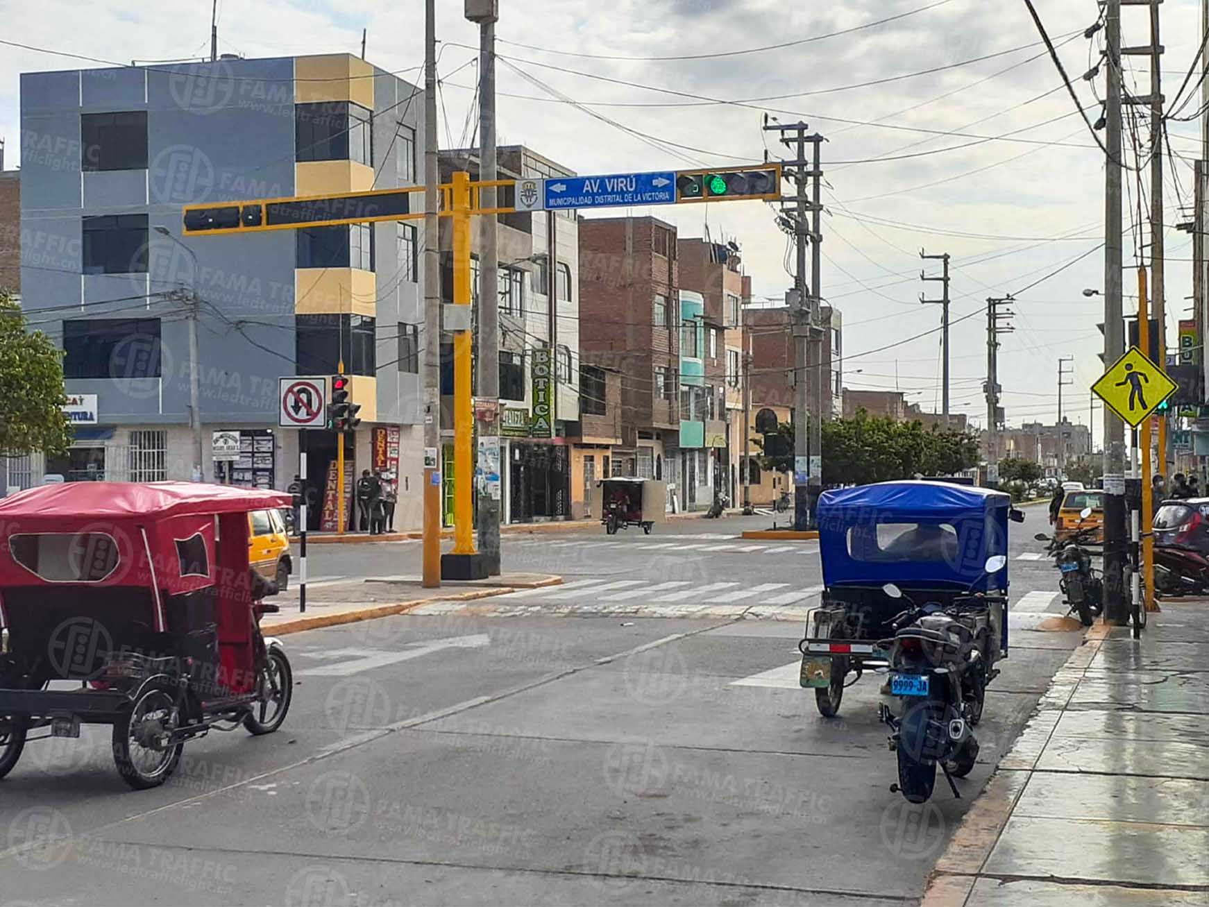 Solar-Powered Mobile Traffic Light