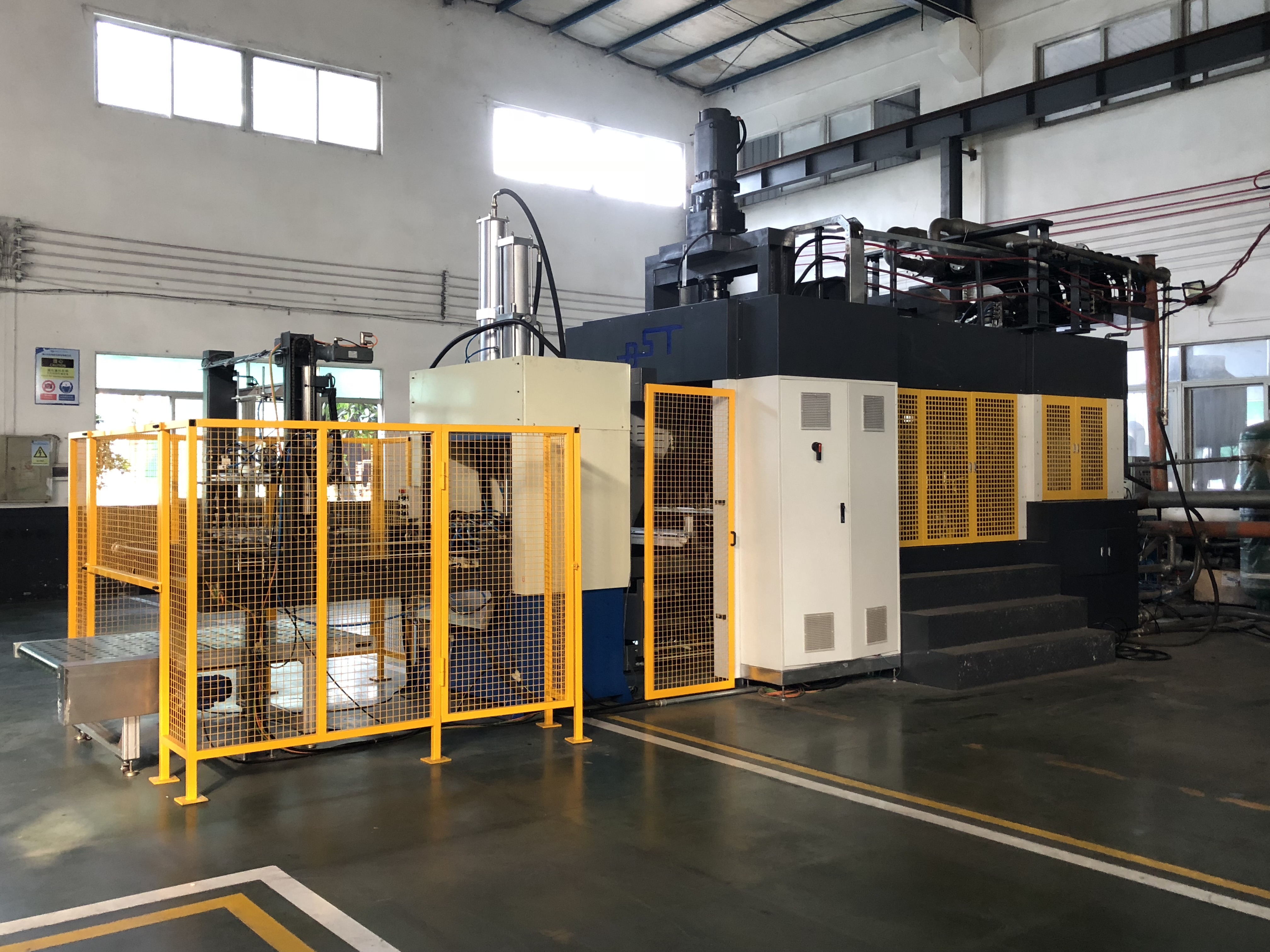 TWB30000 Fully Automatic Disposable Paper Plate Container Making machine