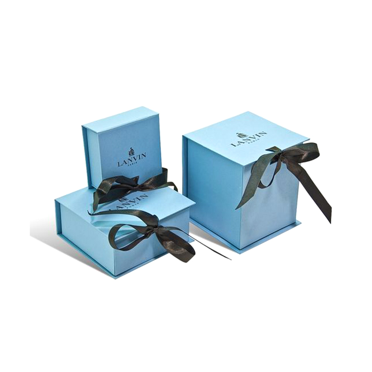 Cardboard Paper Magnetic Wedding Jewelry Candle Gift Box Packaging with Ribbon Closure