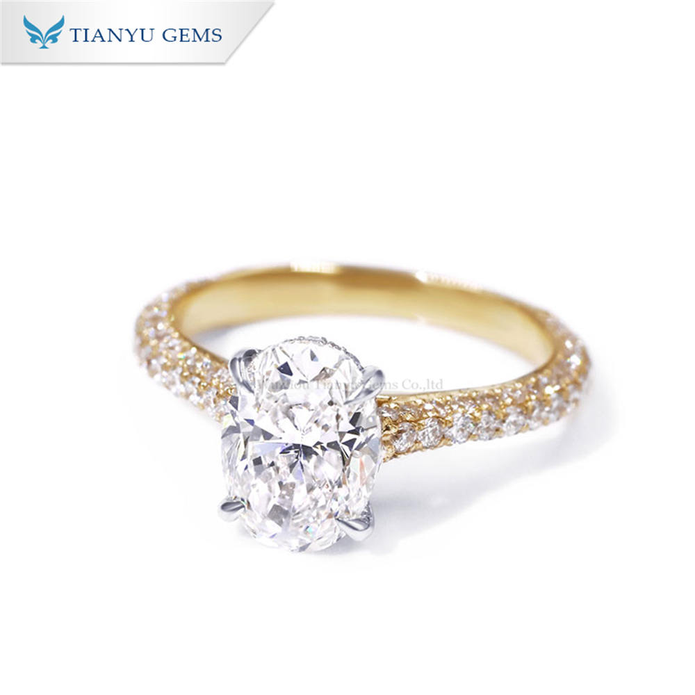 カスタマイズされたTianyuの宝石ファンシーシェイプオーバルカットラボグロウンダイヤモンドCVDHPHT結婚指輪