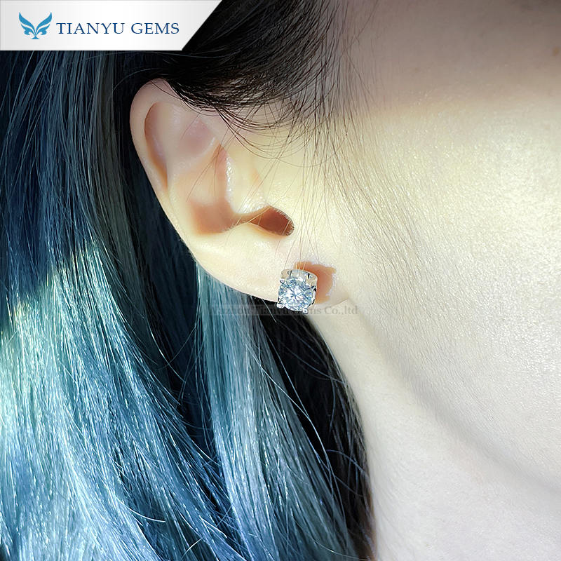 品質重視』高級モアッサナイトピアス 合計6カラット