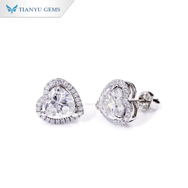 Tianyu Wholesale Platinum PT950 Earrings Colorless Heart Shape Moissanite Diamond Halo Earrings Stud Jewelry