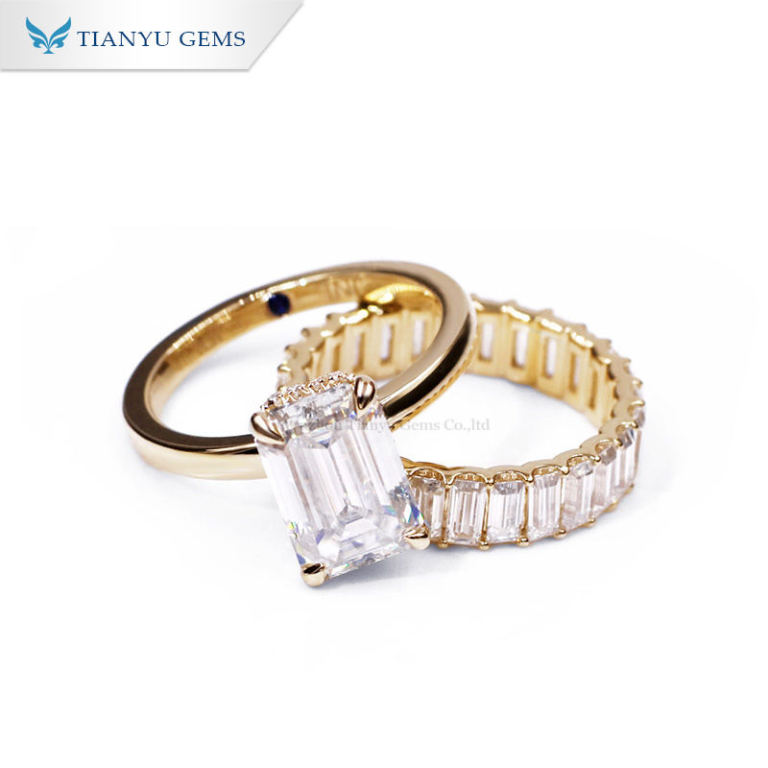Finish Unique Rings Twist Minimalism Without Stones Fine Jewelry Rings in  10K 14K 18K Platinum Gold Diamond Wedding Ring Band - China Diamond Wedding  Band and Gold Ring price