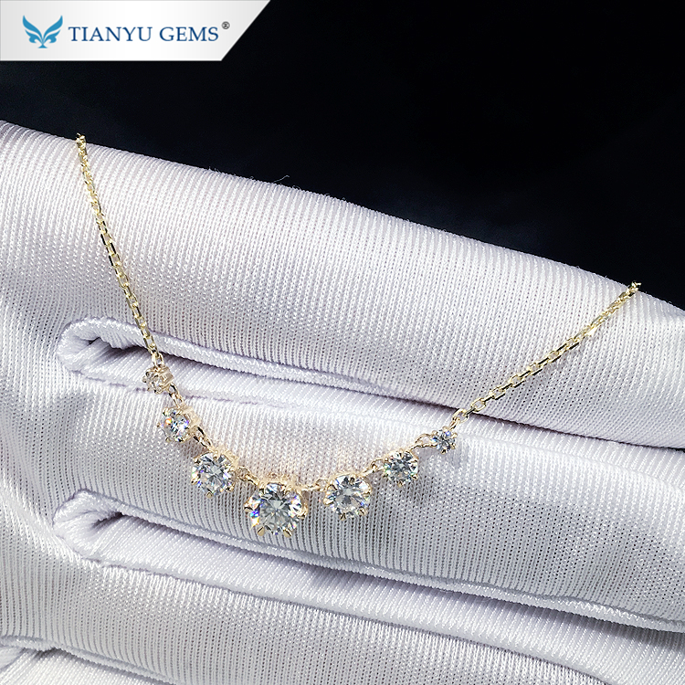 Tianyu Gems Tianyu Gems Customized Yellow White Rose Gold Moissanite Jewelry Necklace Pendant