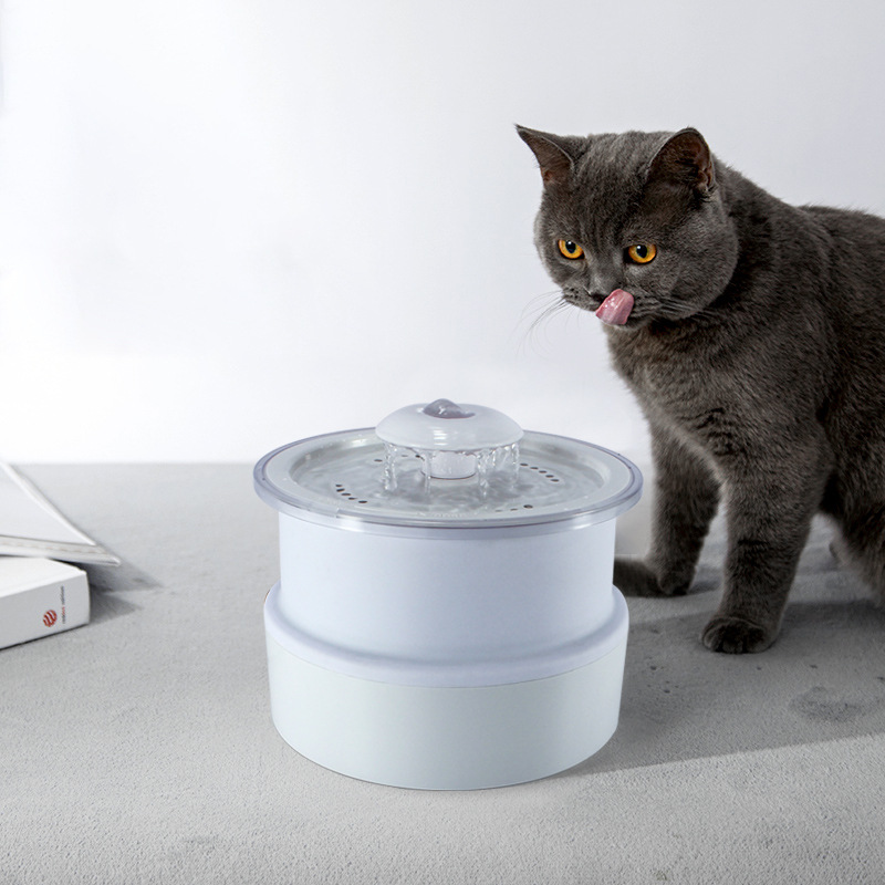 Yufeng - OEM Supply Auto Cat Drinking Fountain Electric Pet Dispenser Upgraded Water Feeder with LED Light Pet Feeder