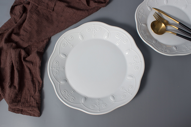 Custom romantic white embossed lace design ceramic luncheon serving plate for wedding party porcelain steak dinner platter