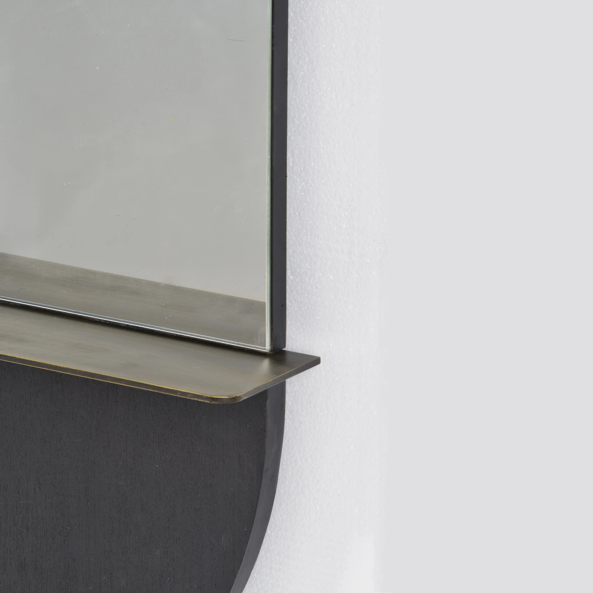 Hot item oval wood mirror for bathroom gold metal frame mirror With Shelf Bathroom mirror(图3)