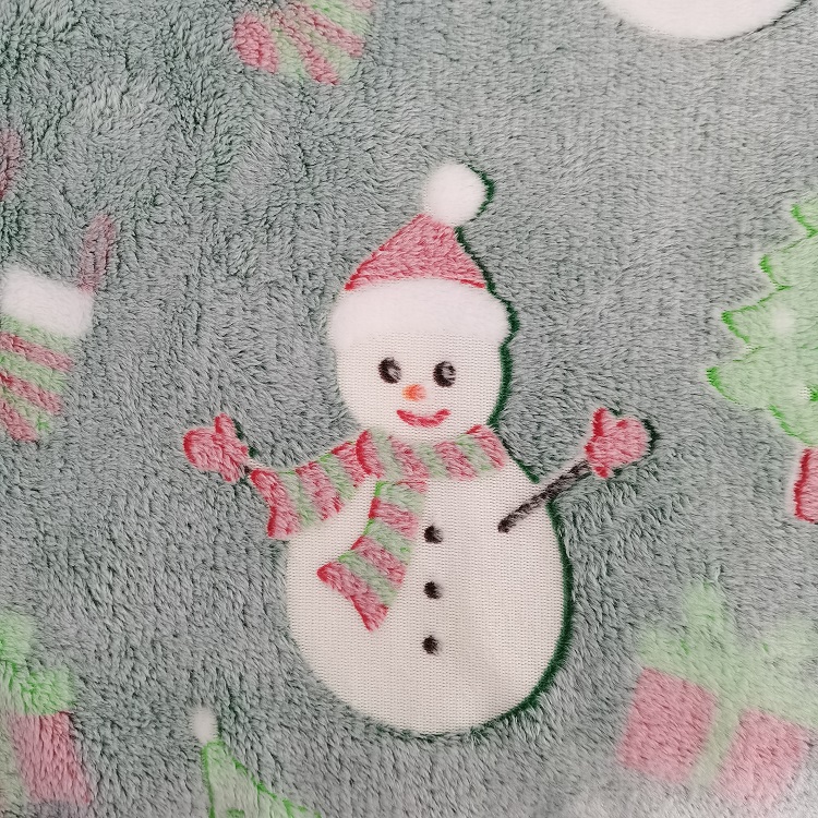 Super soft and durable luminous blanket snowman design fluorescent flannel fleece sofa blanket throw for winter