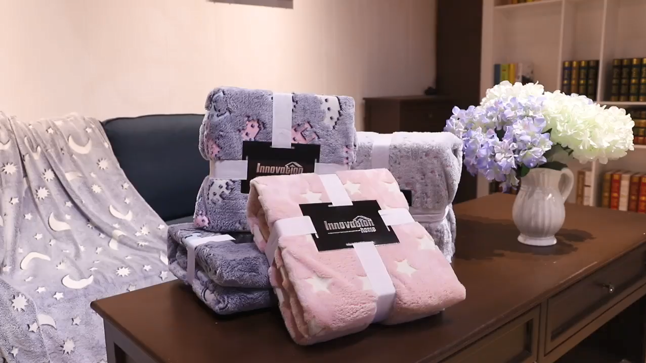 OEM ODM glow in the dark stars blanket mantas luminous knitted texture coral fleece children blankets