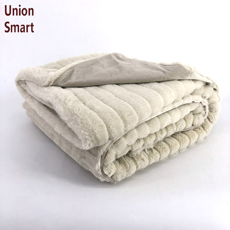 Hot sale big king size solid cut bunny faux fur fuzzy throw reversible blanket with mink double layer blanket for winter
