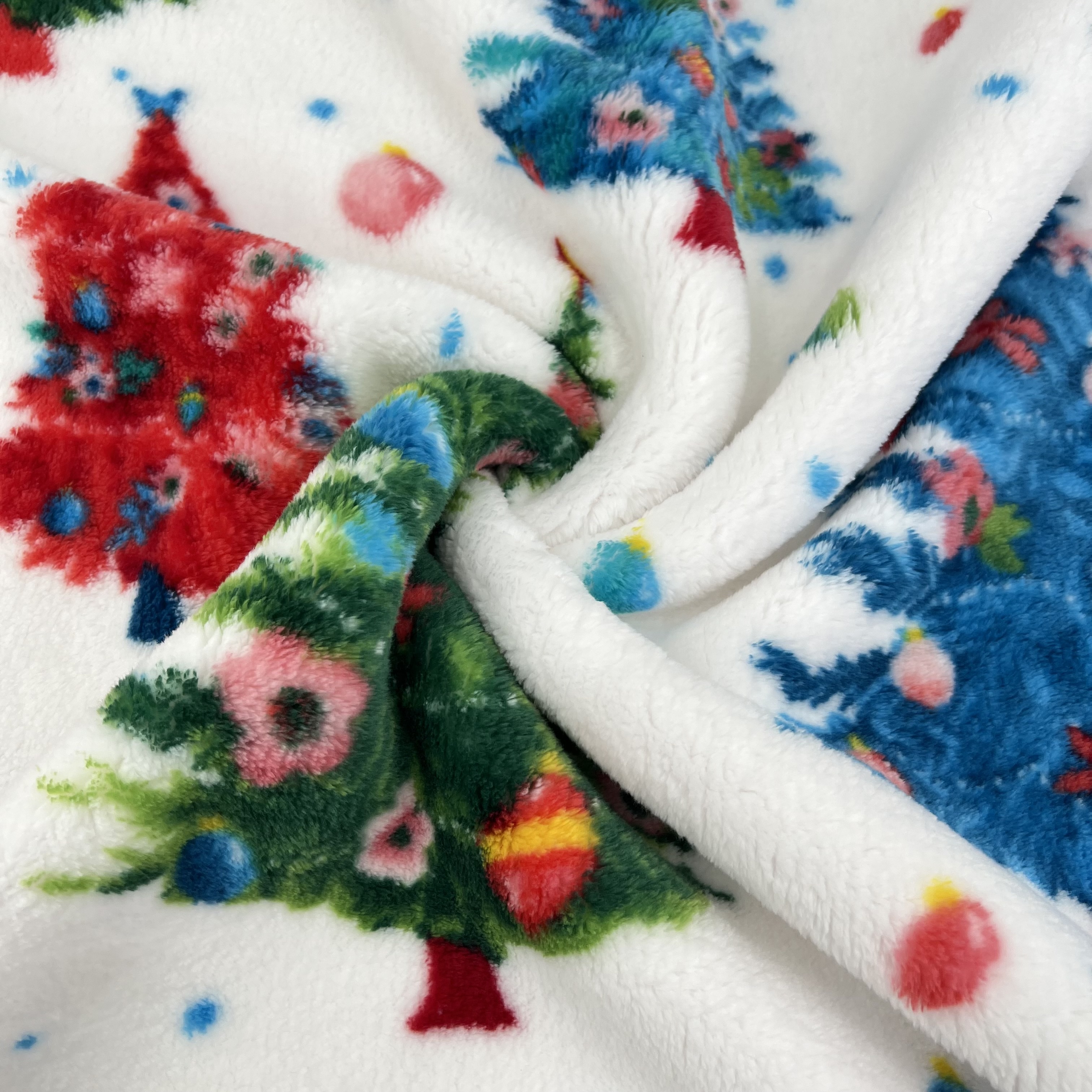 Double side printed flannel polyester blanket christmas print woven sofa throw velour blankets