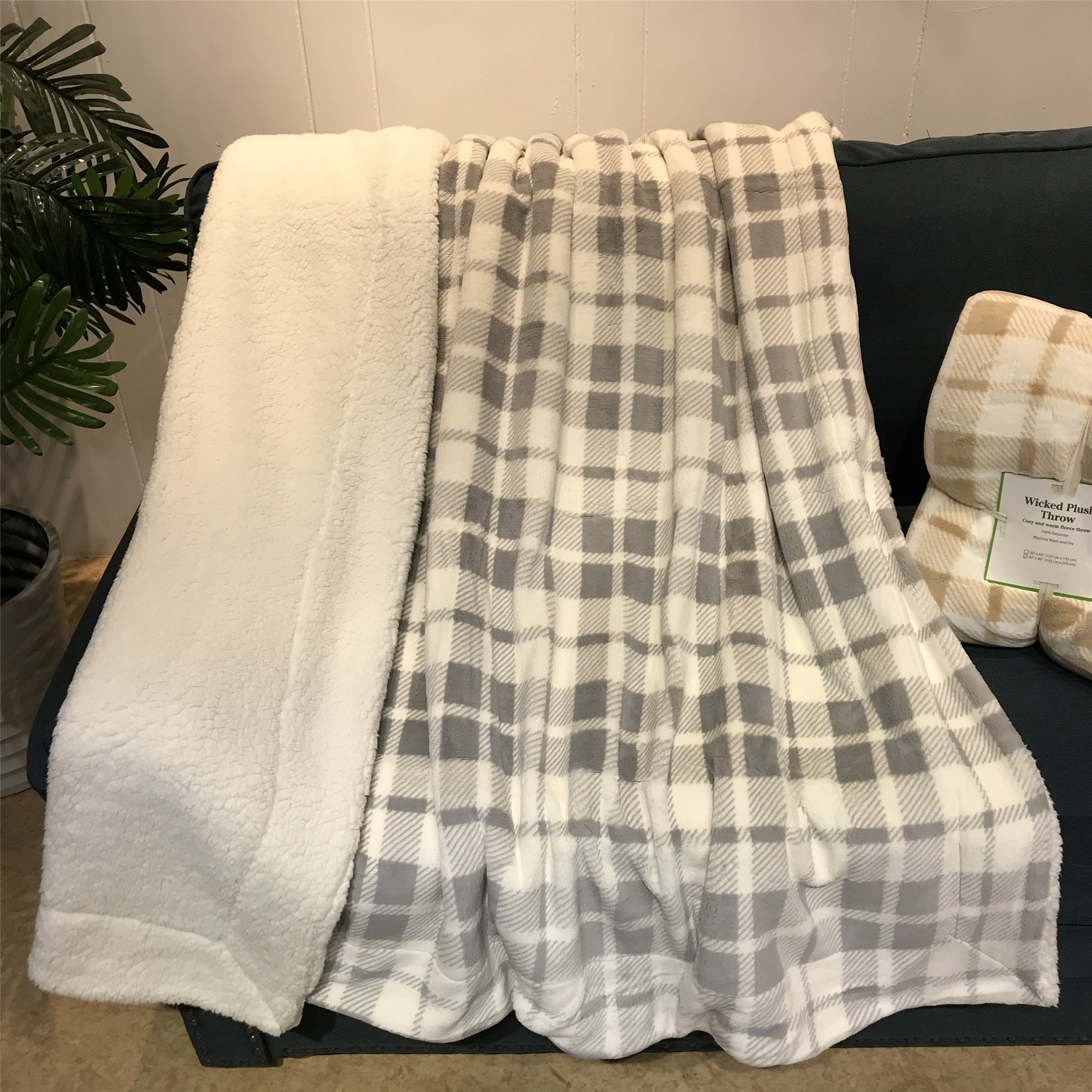 With Sherpa Reversible Blanket RTS Printed Coral Fleece Polyester Square 7 Days Blue White/grey White All-season 300GSM/230GSM