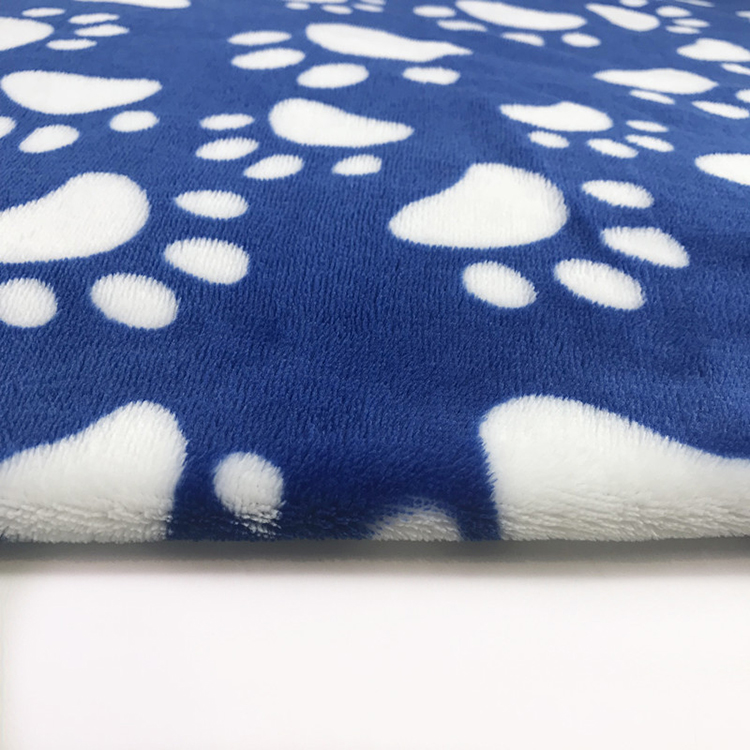 China factory supplier Child flannel fabric cheap baby blanket cartoon print printed fleece fabric