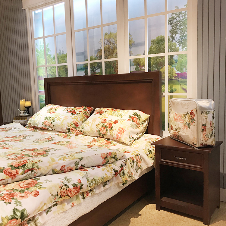 Polyester Microfiber printed flannel fleece bedding set bed sheet and comforter sets stock