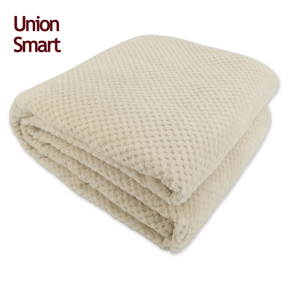 Quality plush fuzzy sofa throws blanket with good price cellular blanket