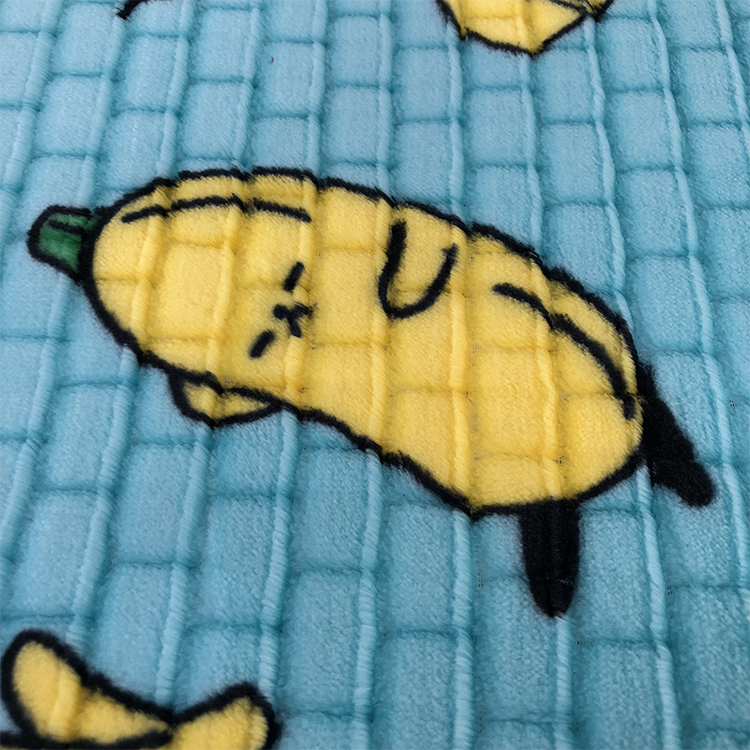 100% polyester jacquard cartoon printed flannel fleece fabric anti-static blanket 300gsm waffle fleece fabric for baby