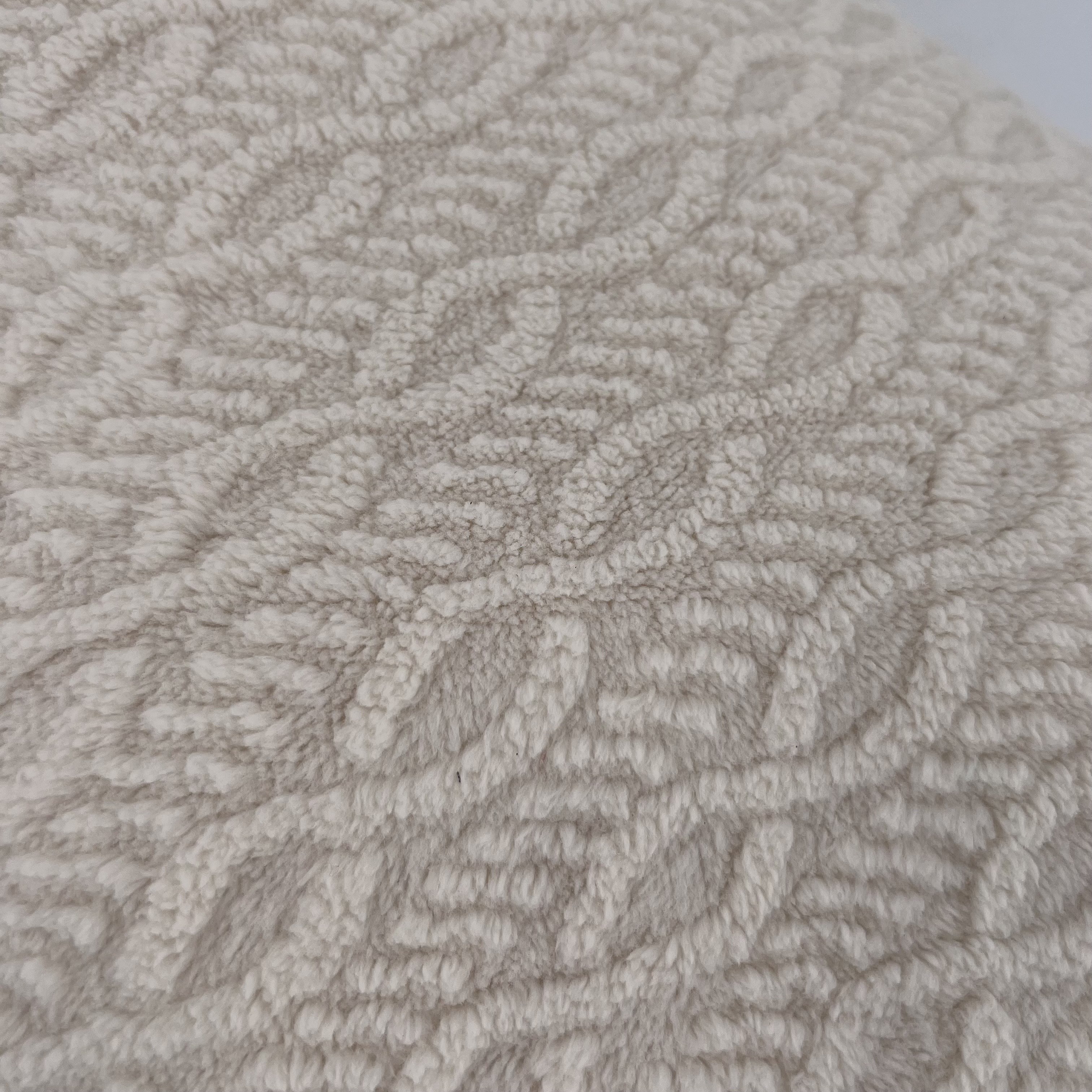 100% polyester jacquard fluffy fleece reversible sherpa decorative blanket throw