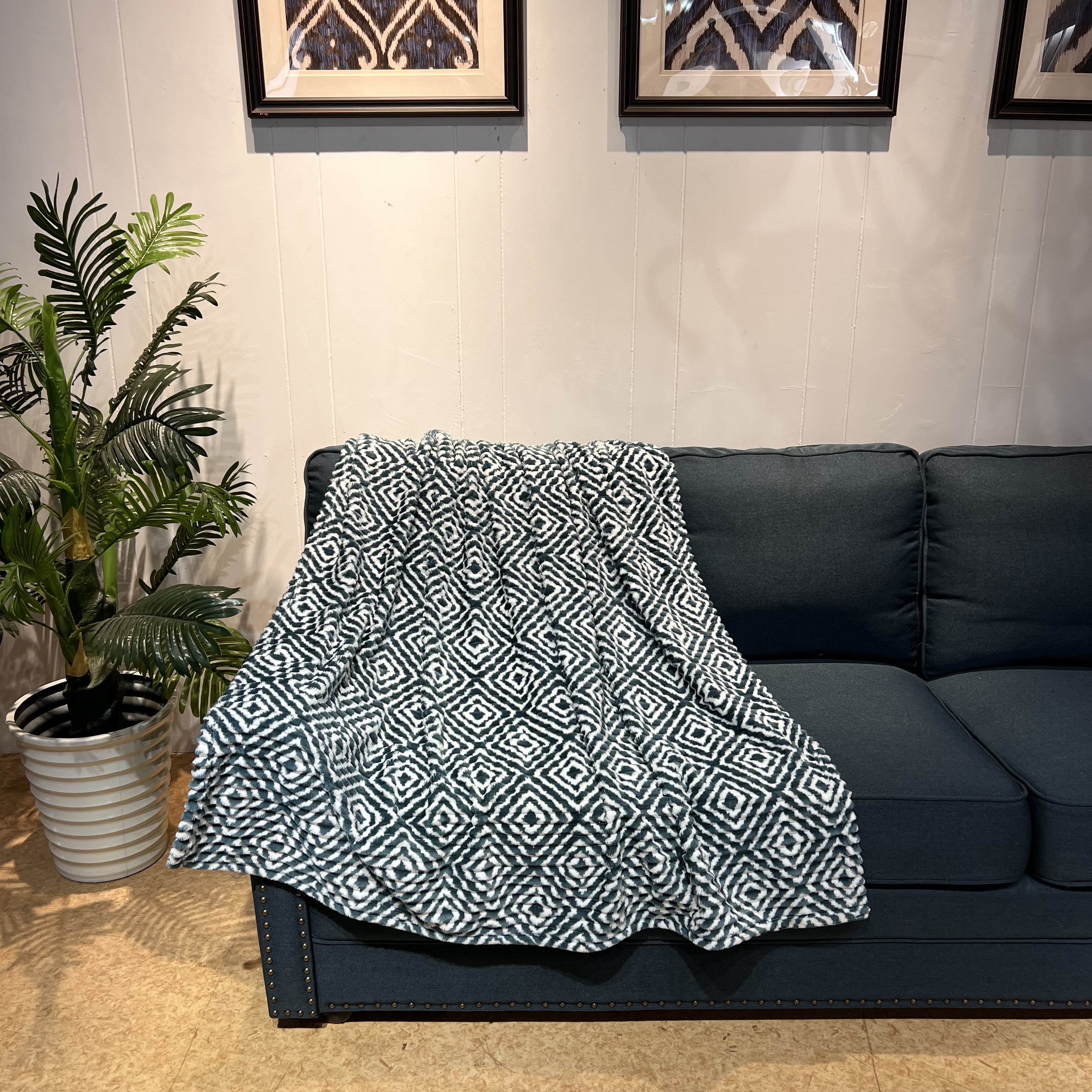 Custom prints couch decoration cozy KS velvet plush flannel fleece blanket decorative blanket throw